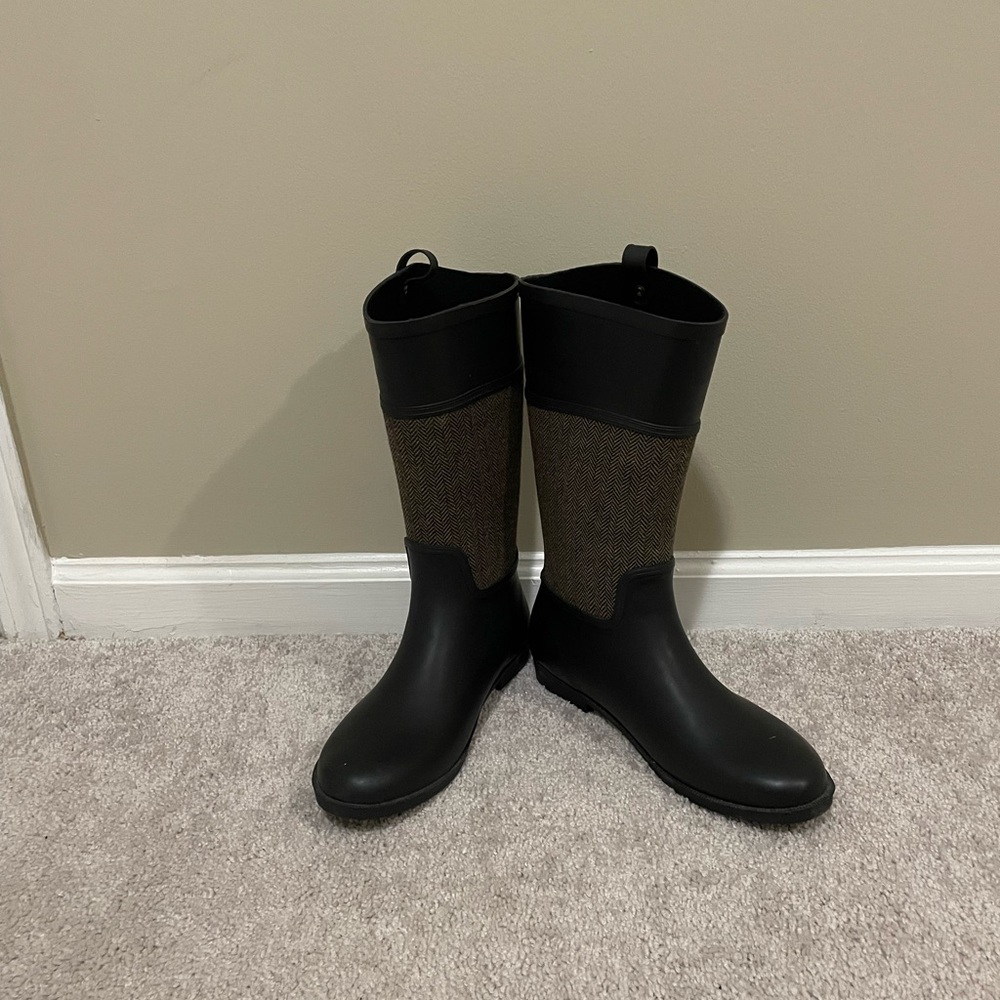 MERONA RUBBER WATER-BOOTS WITH SIZE 11